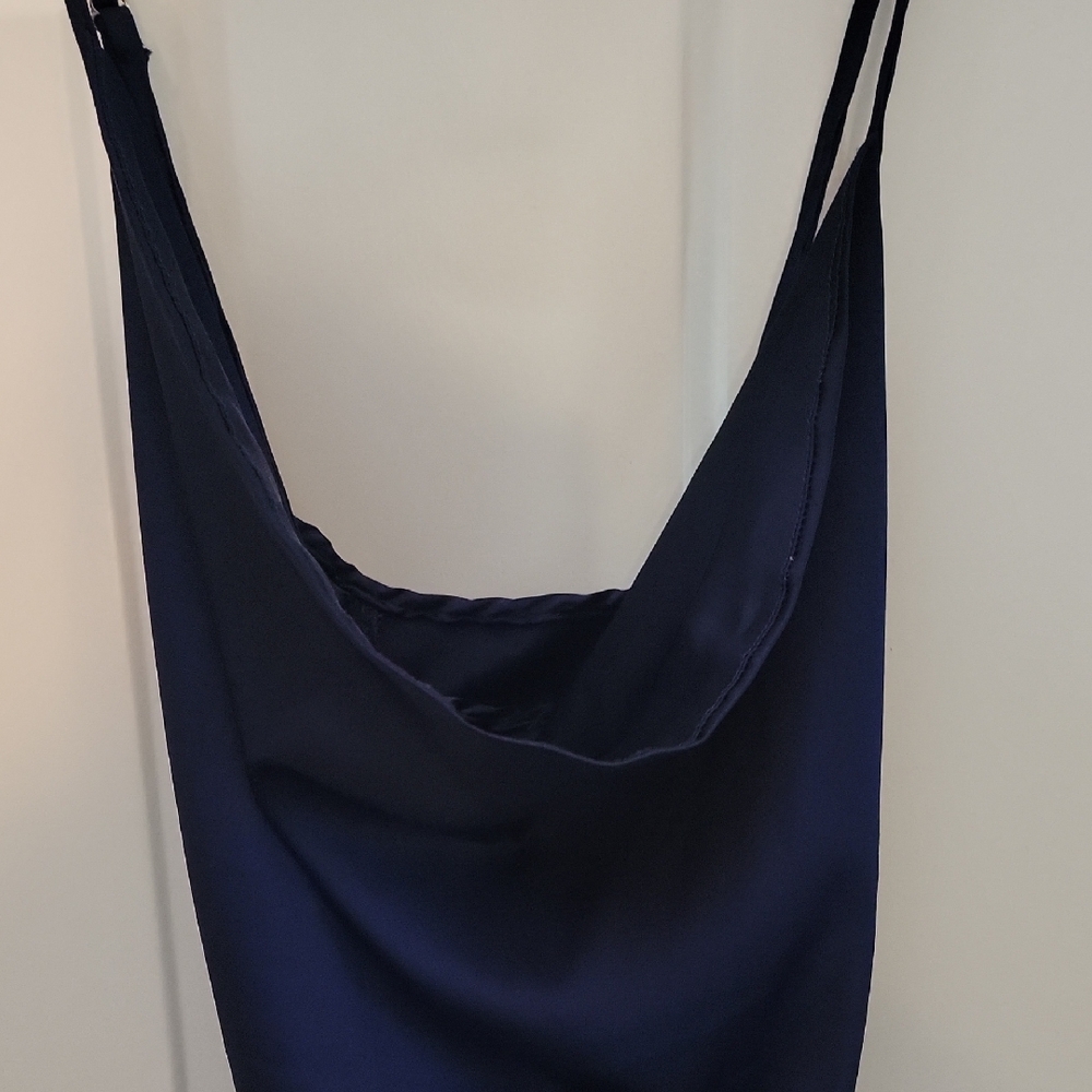 Parisian Works Navy Backless Dress - Picture 4 of 6